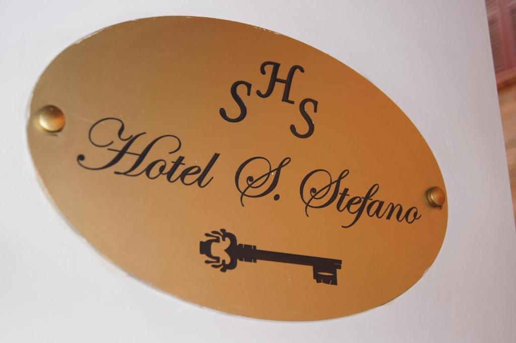 Hotel Santo Stefano Ferrara Exteriör bild